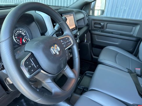 New 2026 RAM 3500 Tradesman w/ Chrome Appearance Group A AWD/4WD image 9
