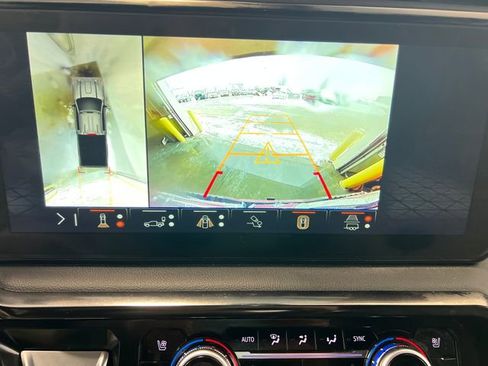 Certified 2025 GMC Sierra 2500 AT4 w/ AT4 Premium Plus Package image 15