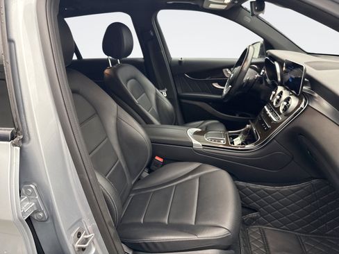 Used 2022 Mercedes-Benz GLC 300 GLC 300 4WD image 17