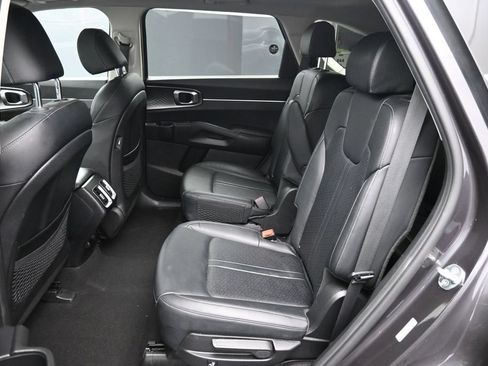 Certified 2021 Kia Sorento EX FWD image 23