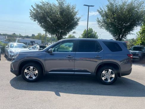 Used 2024 Honda Pilot EX-L image 4
