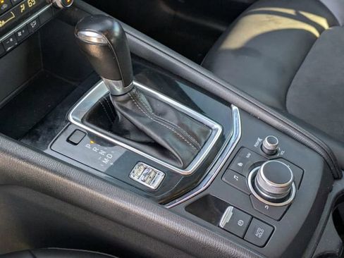 Used 2019 MAZDA CX-5 Touring image 26