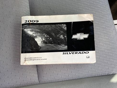 Used 2009 Chevrolet Silverado 1500 LT w/ Power Pack Plus image 25