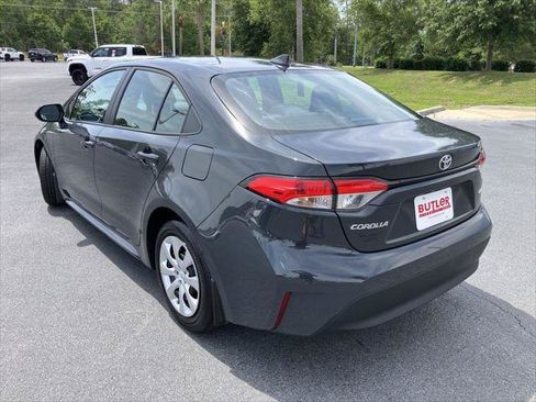 Certified 2025 Toyota Corolla LE FWD image 3