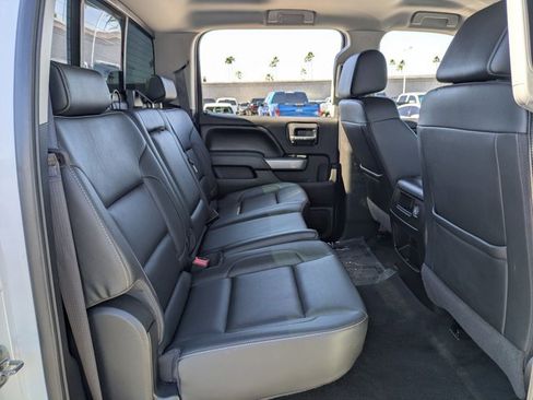 Used 2016 Chevrolet Silverado 2500 LTZ w/ LTZ Plus Package image 19