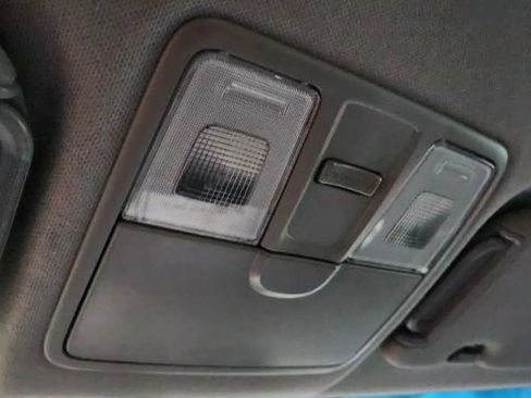 Used 2013 Hyundai Veloster RE:MIX Edition image 48