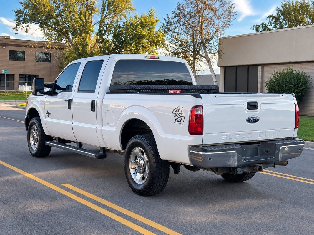 Used 2016 Ford F250 XLT w/ XLT Value Package AWD/4WD image 3