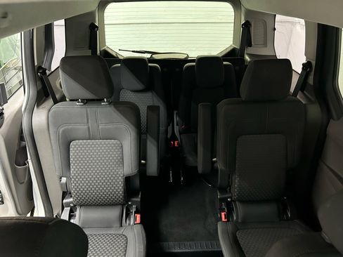 Used 2019 Ford Transit Connect XLT image 32