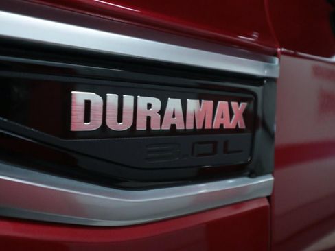 Used 2023 GMC Yukon XL Denali image 40