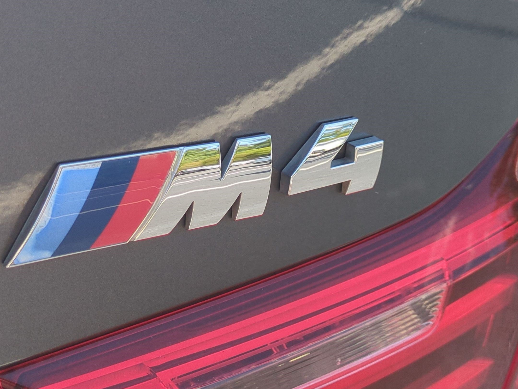 Used 2015 BMW M4 Convertible RWD image 34
