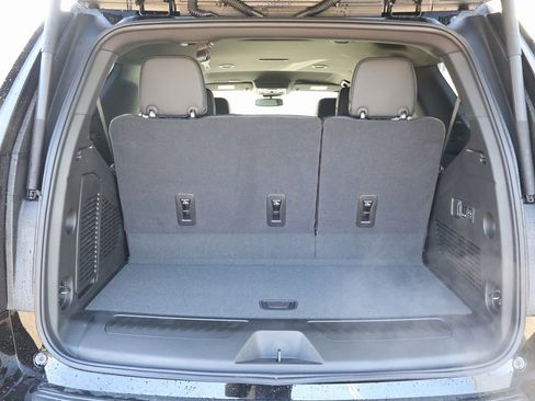 New 2026 GMC Yukon Elevation image 33