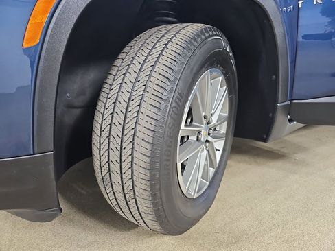 Certified 2023 Chevrolet Traverse LT w/ LPO, Floor Liner Package AWD/4WD image 40