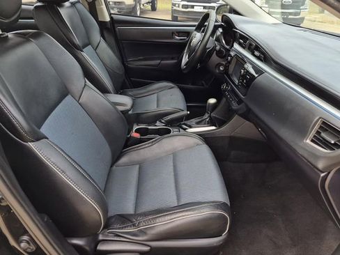 Used 2015 Toyota Corolla S image 9