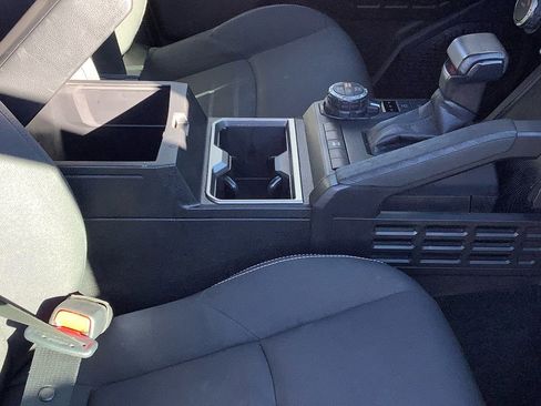 Used 2024 Toyota Tacoma TRD Off-Road image 23