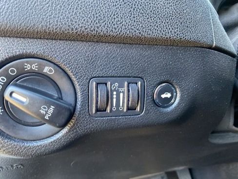 Used 2019 Dodge Charger GT image 22