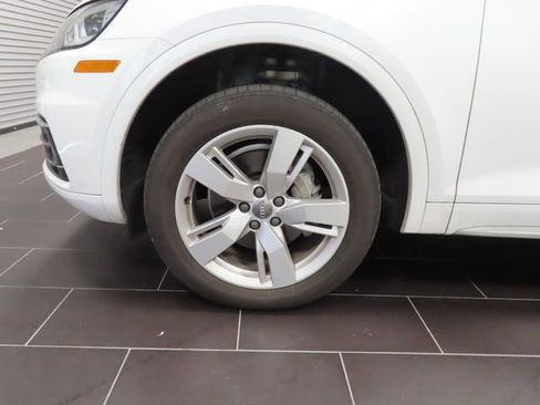 Used 2019 Audi Q5 2.0T Premium Plus w/ Premium Plus Package image 15
