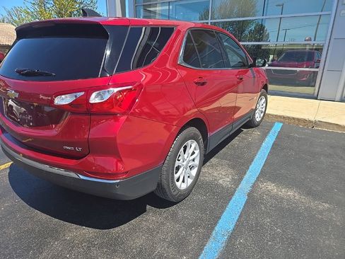 Used 2020 Chevrolet Equinox LT w/ Driver Convenience Package AWD/4WD image 5