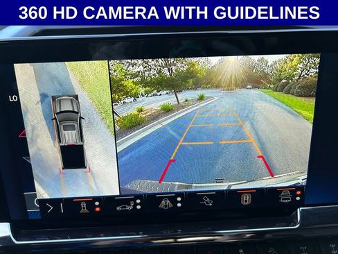 Used 2024 Chevrolet Silverado 1500 ZR2 w/ Technology Package AWD/4WD image 5