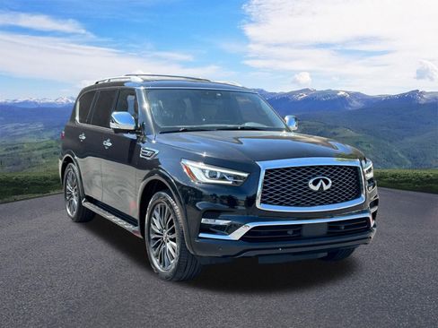 Used 2024 INFINITI QX80 Sensory w/ All-Season Package AWD/4WD image 8