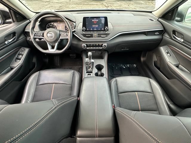 Used 2021 Nissan Altima 2.5 SR w/ SR Premium Package AWD/4WD image 27