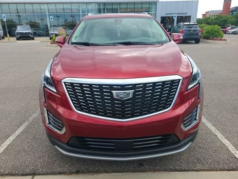 Used 2024 Cadillac XT5 Premium Luxury w/ Technology Package FWD image 9