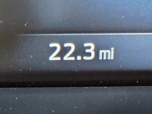 New 2025 Ford Maverick XLT w/ XLT Luxury Package image 24