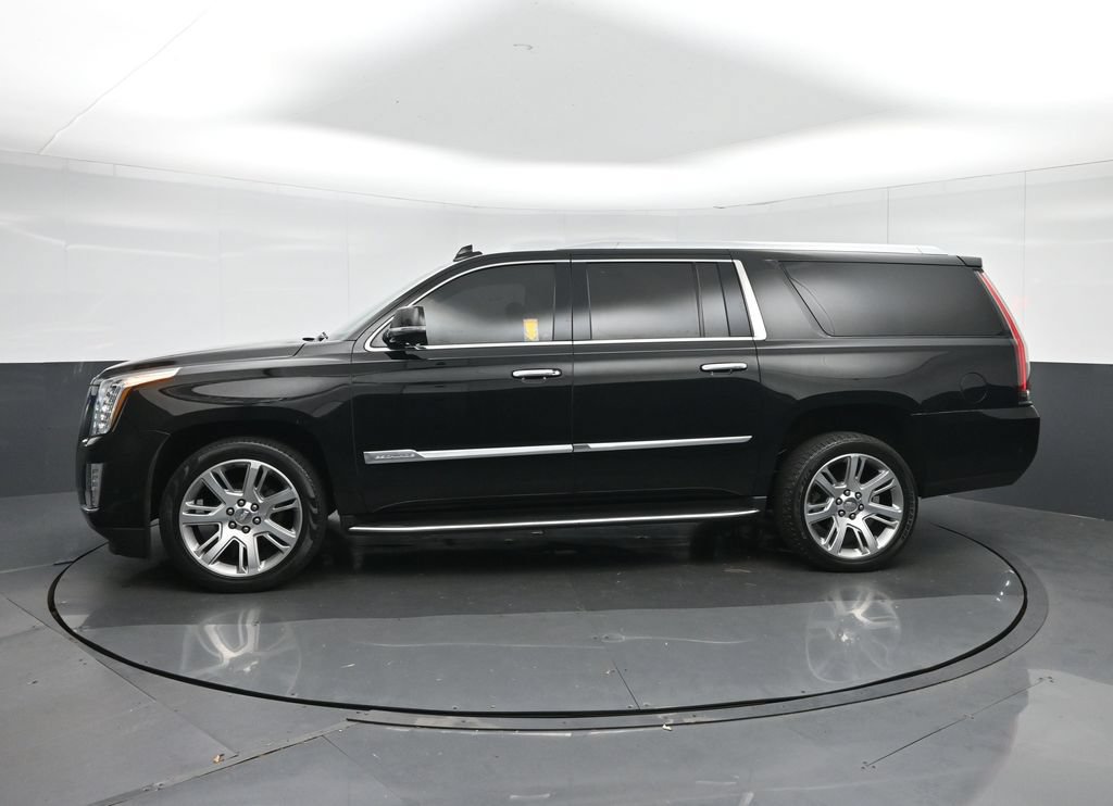 Used 2017 Cadillac Escalade ESV Premium Luxury AWD/4WD image 4