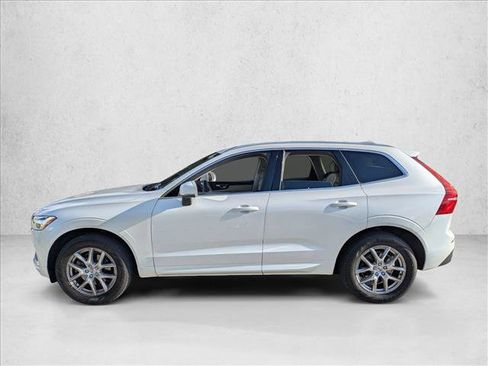 Used 2019 Volvo XC60 T5 Momentum FWD image 8
