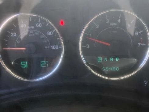 Used 2013 Jeep Wrangler Unlimited Rubicon w/ Connectivity Group AWD/4WD image 10