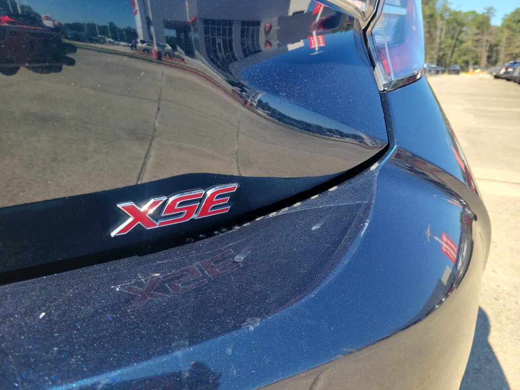 Used 2020 Toyota Corolla XSE FWD image 10