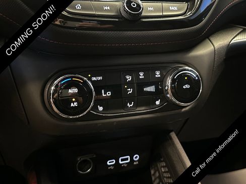 Used 2022 Chevrolet TrailBlazer RS w/ Convenience Package FWD image 15