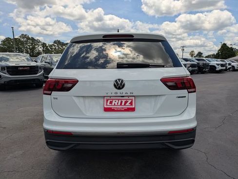 Used 2022 Volkswagen Tiguan SE AWD/4WD image 7
