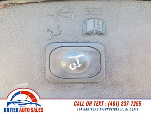Used 2016 Ford Escape Titanium w/ Equipment Group 301A AWD/4WD image 12
