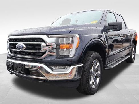 Used 2022 Ford F150 XLT w/ Equipment Group 302A High AWD/4WD image 11