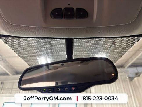 Used 2015 Chevrolet Traverse LT FWD image 15