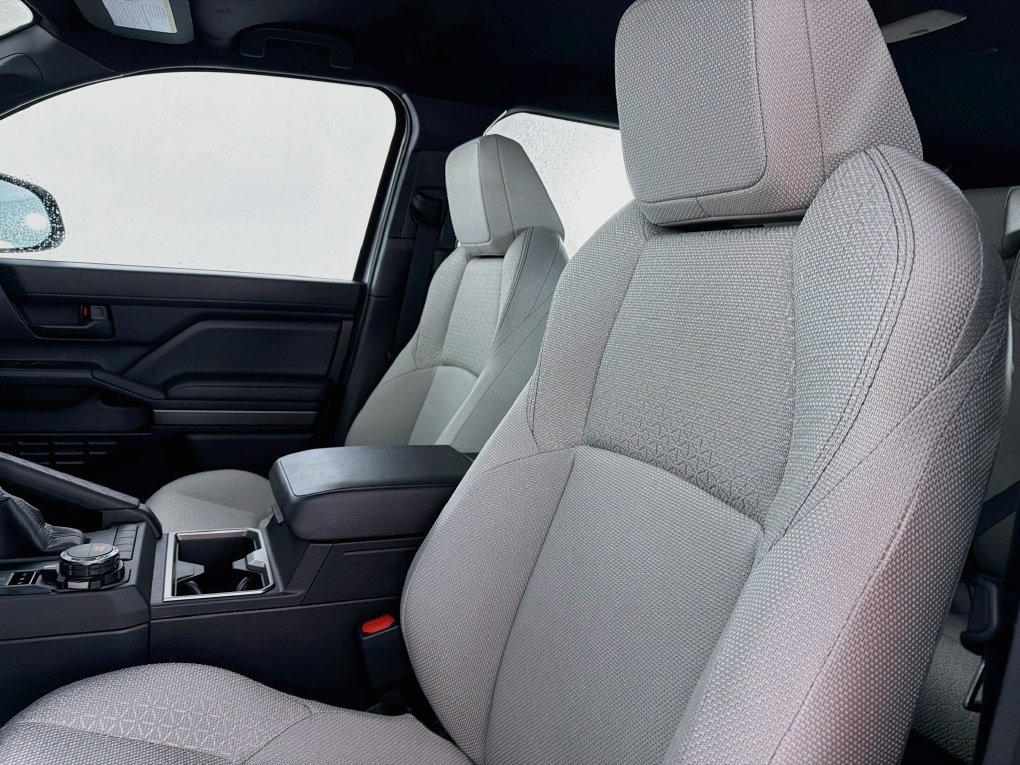 New 2026 Toyota 4Runner SR5 AWD/4WD image 32