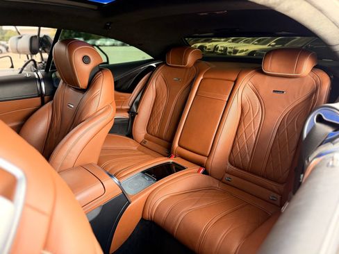 Used 2015 Mercedes-Benz S 63 AMG 4MATIC Coupe image 42