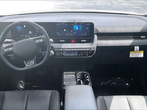 Certified 2026 Hyundai Ioniq 5 SEL RWD image 15
