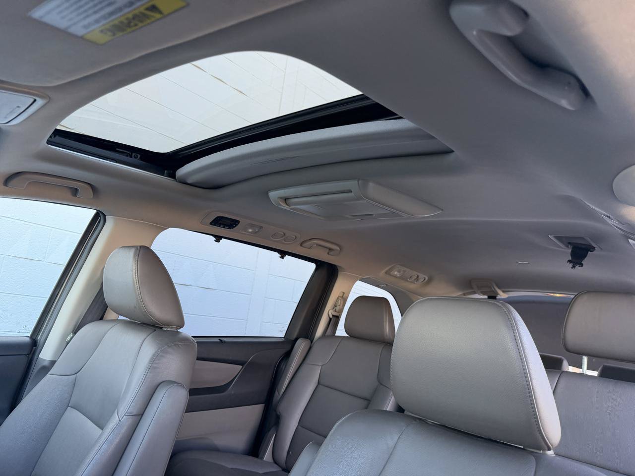 Used 2015 Honda Odyssey Touring Elite image 15