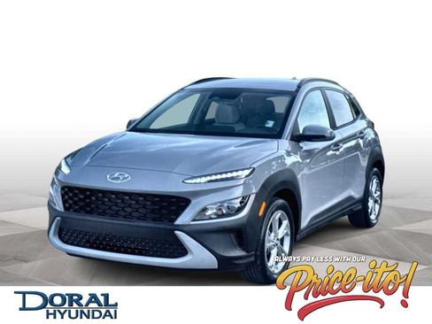 Used 2023 Hyundai Kona SEL FWD image 1