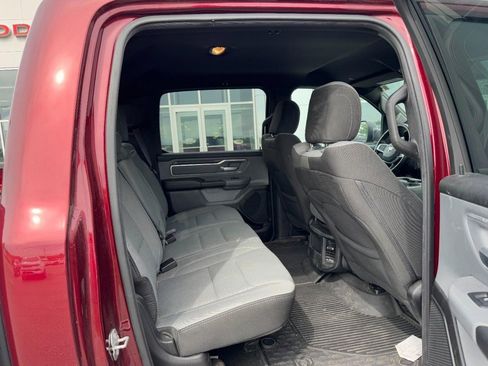 Used 2022 RAM 1500 Big Horn AWD/4WD image 13