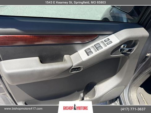 Used 2011 Nissan Pathfinder LE w/ Navigation Pkg AWD/4WD image 12