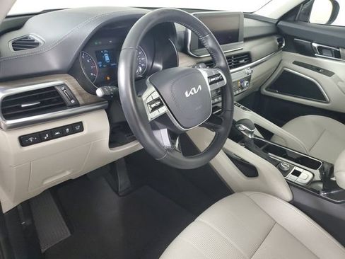Used 2022 Kia Telluride EX w/ EX Premium Package FWD image 23