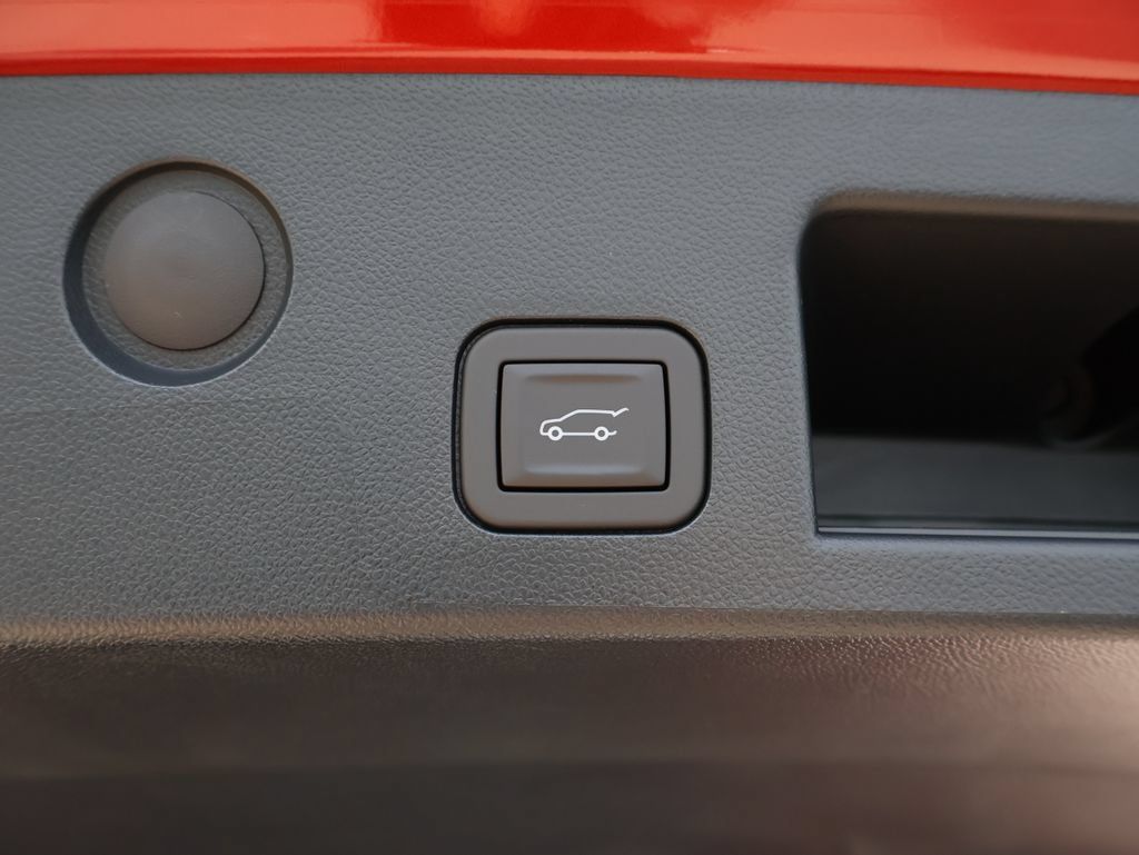 New 2027 GMC Terrain Elevation w/ Elevation Premium Package AWD/4WD image 15
