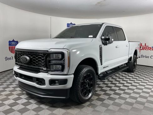Used 2025 Ford F250 Lariat w/ Black Appearance Package AWD/4WD image 7