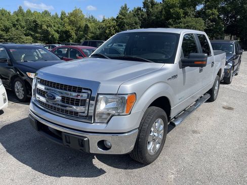 Used 2013 Ford F150 XLT w/ Luxury Equipment Group RWD image 2