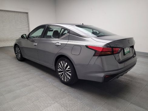 Used 2023 Nissan Altima 2.5 SV image 5