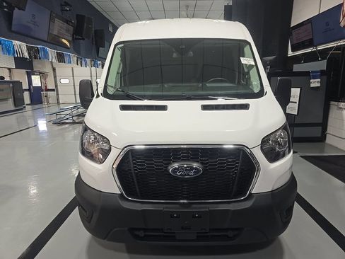 Used 2024 Ford Transit 250 148 Medium Roof w/ Exterior Upgrade Package RWD image 2