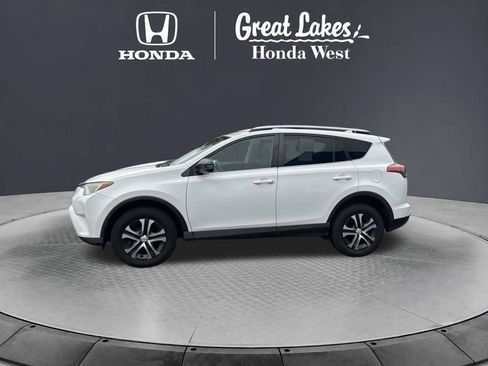 Used 2016 Toyota RAV4 LE AWD/4WD image 12