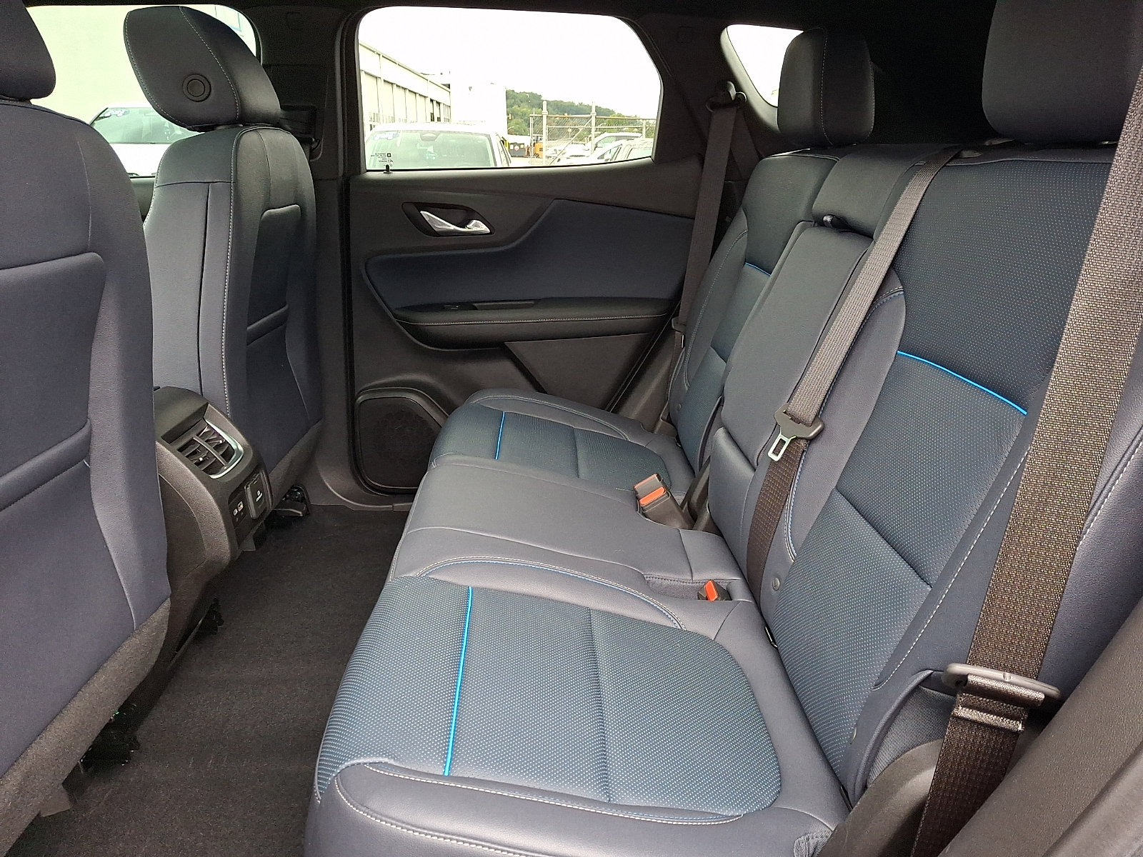 Certified 2025 Chevrolet Blazer RS w/ LPO, Floor Liner Package AWD/4WD image 10